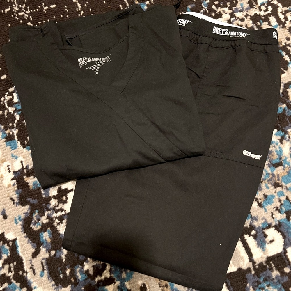 (Grey’s Anatomy) Black Scrub Set